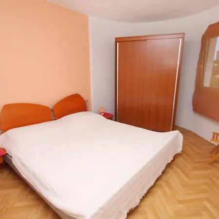 Jezera 5120d Tisno